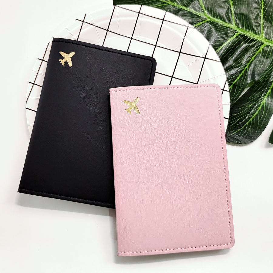 Qantas Travel Accessories - 2 個セット恋人や姉妹 PU レザー飛行機パスポートカバーケースホルダートラベルアクセサリー軽量財布女性男性