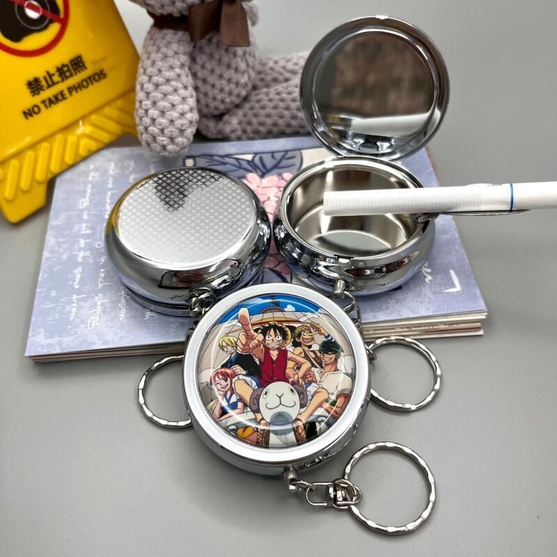 Travel Accessories In Japan - バンダイワンピースモンキー D. ルフィ金属ポータブル灰皿シガレットケース男性用トラベルポケットミニ耐破壊性防水折りたたみ式