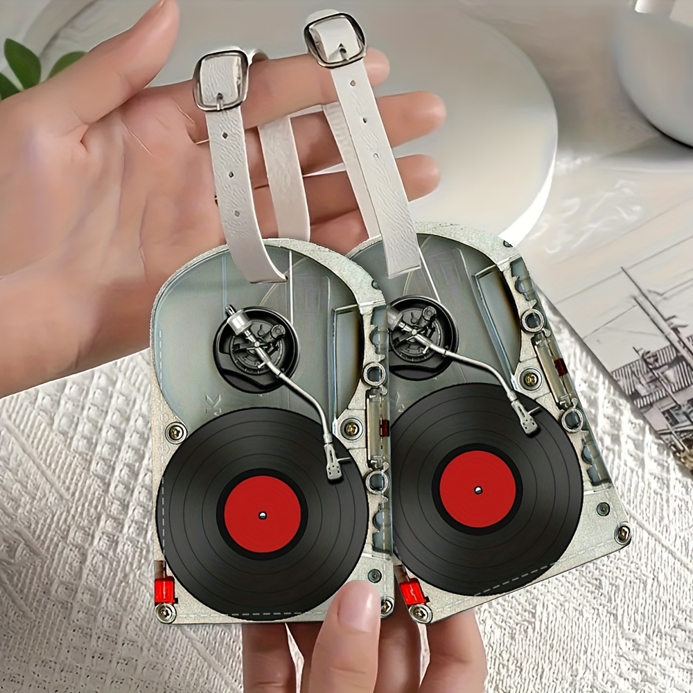 Travel Accessories Luggage Straps - ヴィンテージレコードプレーヤー型荷物タグ PU製紛失防止IDタグ 取り外し可能なストラップ付き 空港 クルーズに最適 音楽愛好家のための理想的なギフト