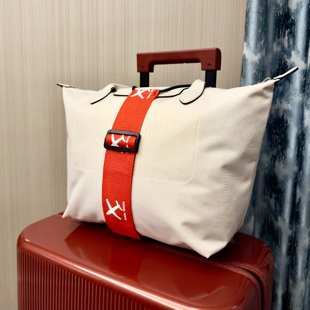 航空機用プリントナイロン製荷物固定ストラップ（1パック入り） - Qantas Travel Accessories のレビューと価格