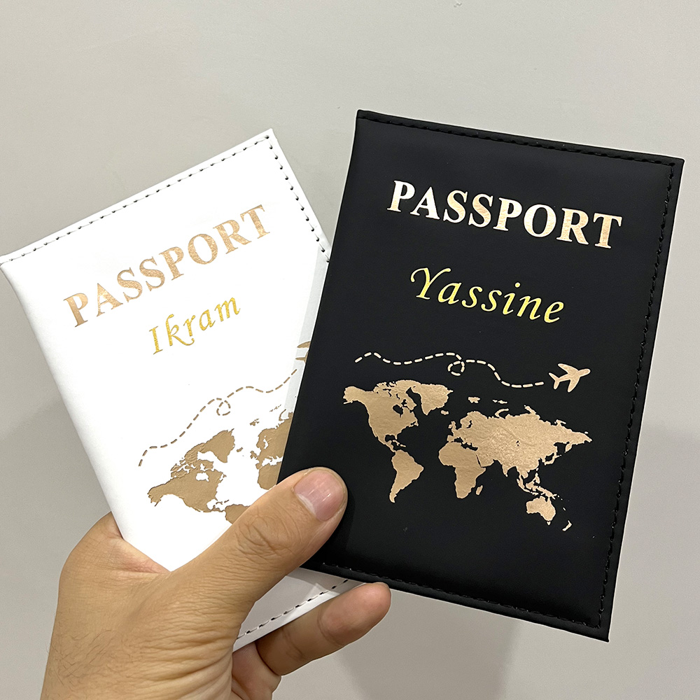 男性と女性のためのパーソナライズされた飛行機のパスポートカバ - Qantas Travel Accessories のレビューと価格