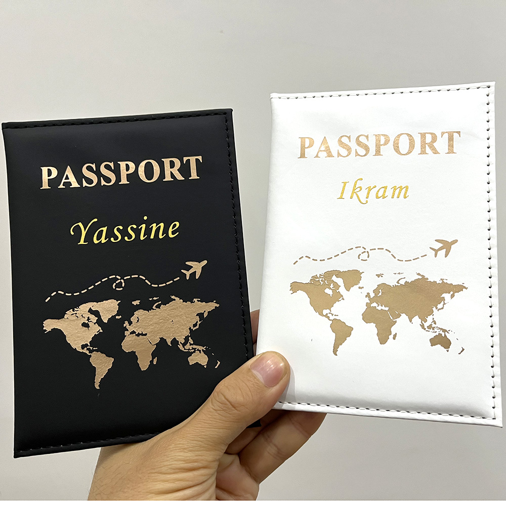 男性と女性のためのパーソナライズされた飛行機のパスポートカバ - Qantas Travel Accessories のレビューと価格