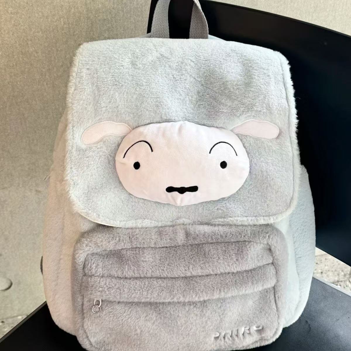 アニメかわいいクレヨンしんちゃんシロぬいぐるみバックパック、 - Travel Accessories Teens のレビューと価格