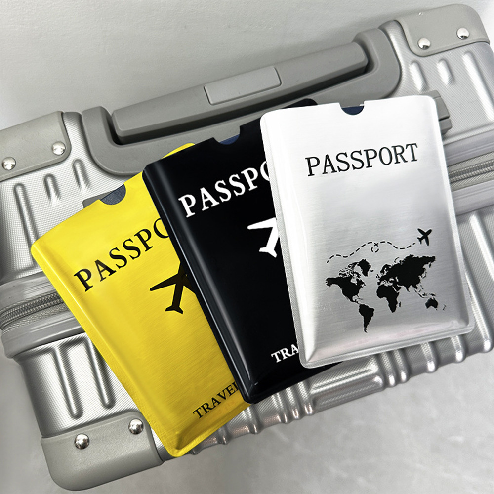 アルミホイルパスポート保護ケース、耐磁性および盗難防止ブラシ - Qantas Travel Accessories のレビューと価格