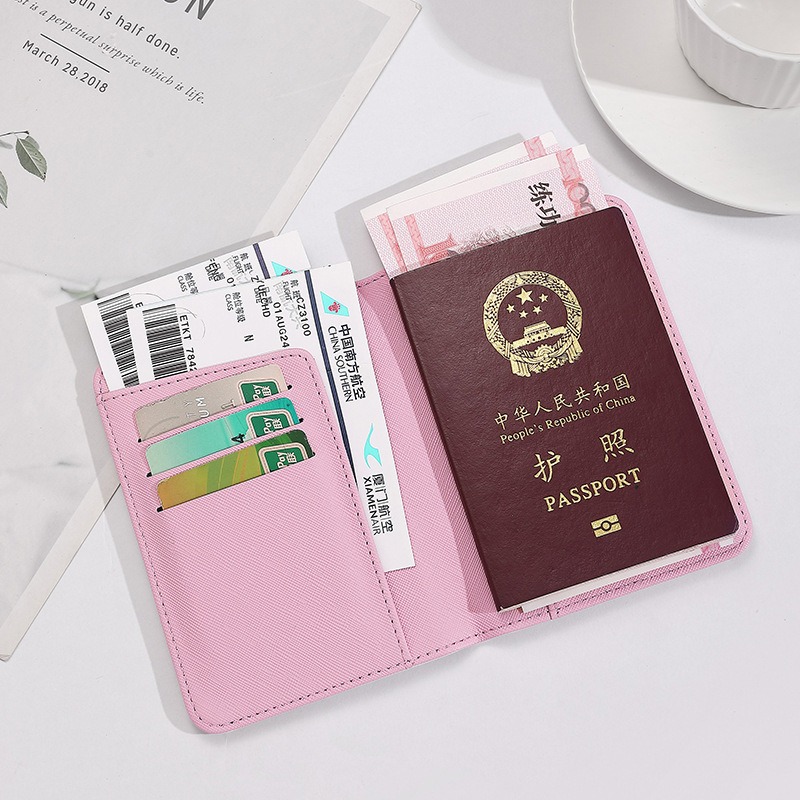 ハローキティ 女性用パスポートカバー PUレザー 多機能クレ - Qantas Travel Accessories のレビューと価格